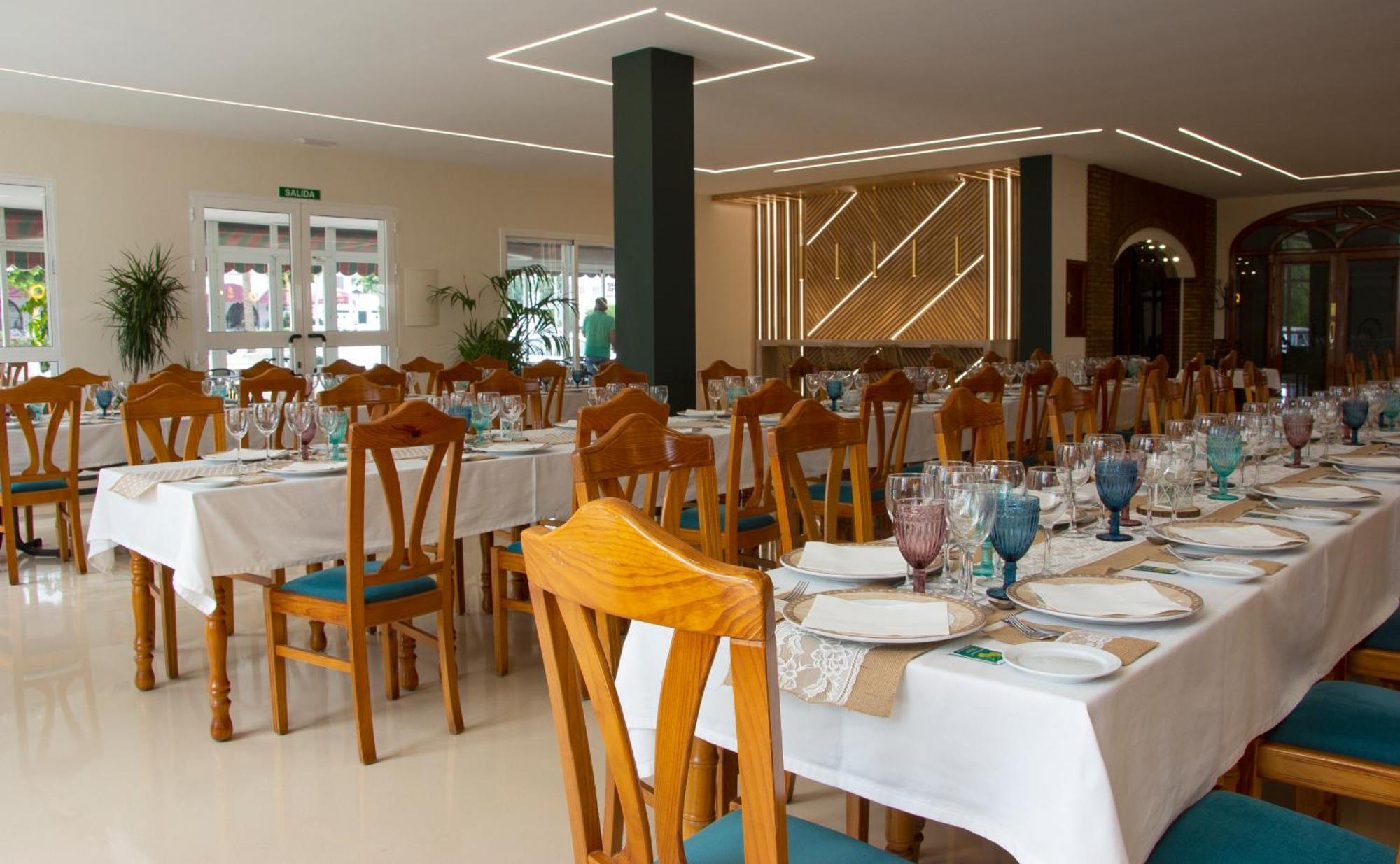 Montemayor Hostal Restaurante El Cary מראה חיצוני תמונה