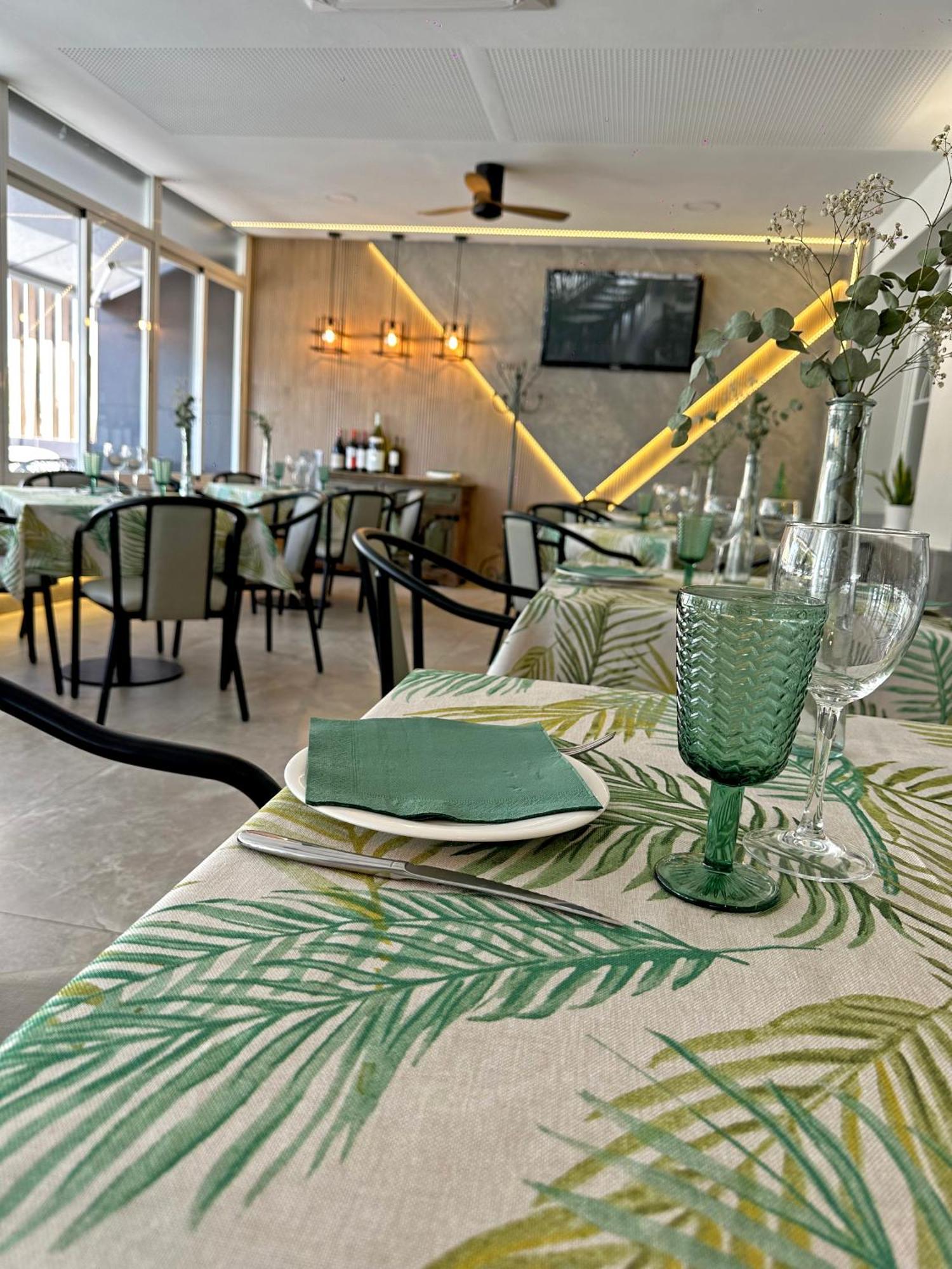 Montemayor Hostal Restaurante El Cary מראה חיצוני תמונה